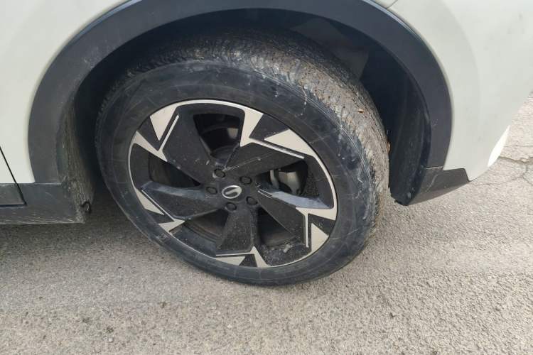 Used GAC Trumpchi GS3 2021 POWER 270T Automatic Luxury Edition Right Front Wheel Hub