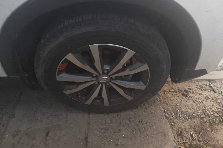 Used GAC Trumpchi GS3 2021 POWER 270T Automatic Dynamic Edition Right Front Wheel Hub