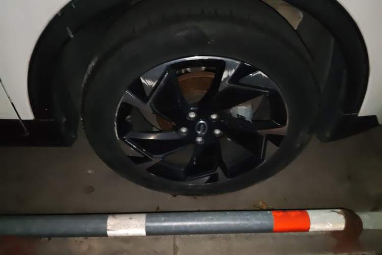 Used GAC Trumpchi GS3 2021 POWER 270T Automatic Luxury Edition Right Front Wheel Hub