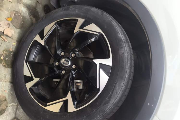 Used GAC Trumpchi GS3 2021 POWER 270T Automatic Luxury Edition Right Front Wheel Hub