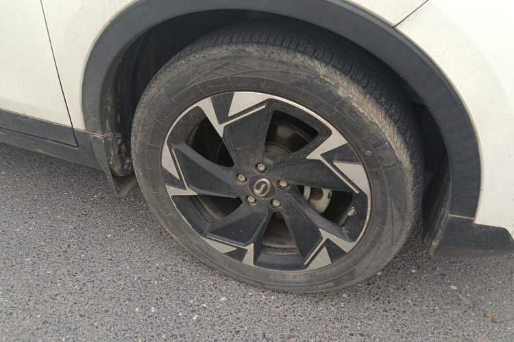 Used GAC Trumpchi GS3 2021 POWER 270T Automatic Luxury Edition Right Front Wheel Hub