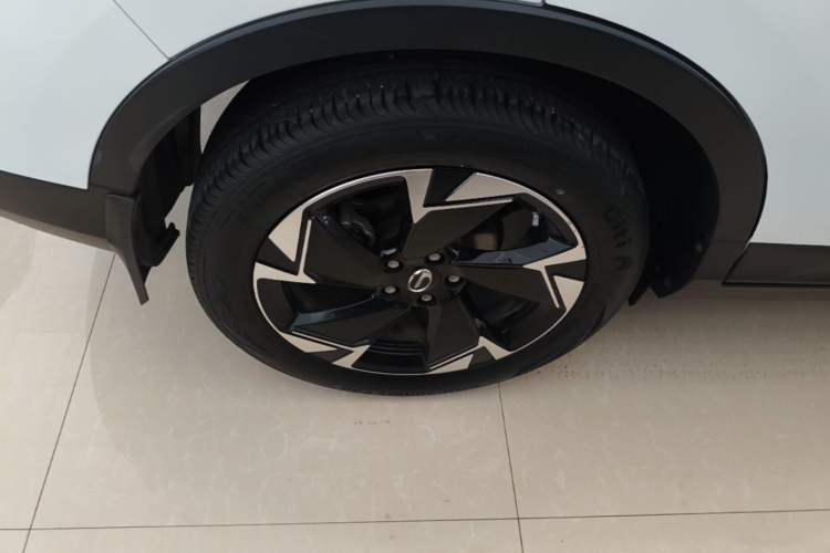 Used GAC Trumpchi GS3 2021 POWER 270T Automatic Luxury Edition Right Rear Wheel Hub