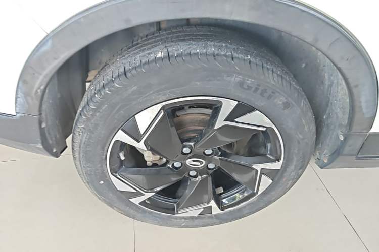 Used GAC Trumpchi GS3 2021 POWER 270T Automatic Luxury Edition Right Rear Wheel Hub