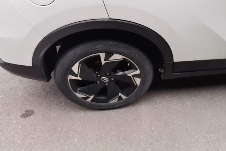Used GAC Trumpchi GS3 2021 POWER 270T Automatic Dynamic Edition Right Rear Wheel Hub