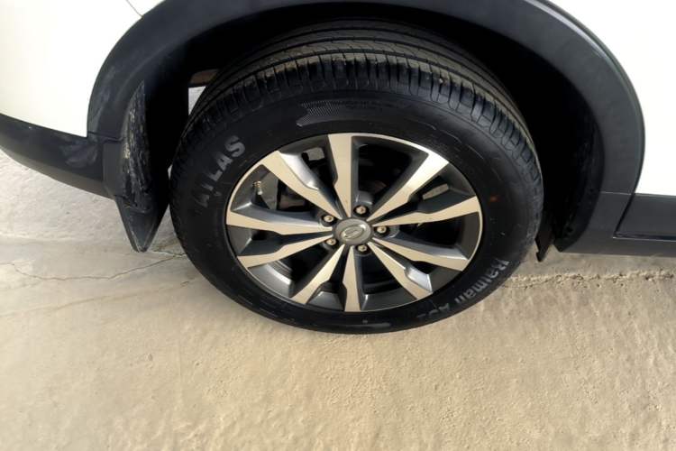 Used GAC Trumpchi GS3 2021 POWER 270T Automatic Sporty Edition Right Rear Wheel Hub