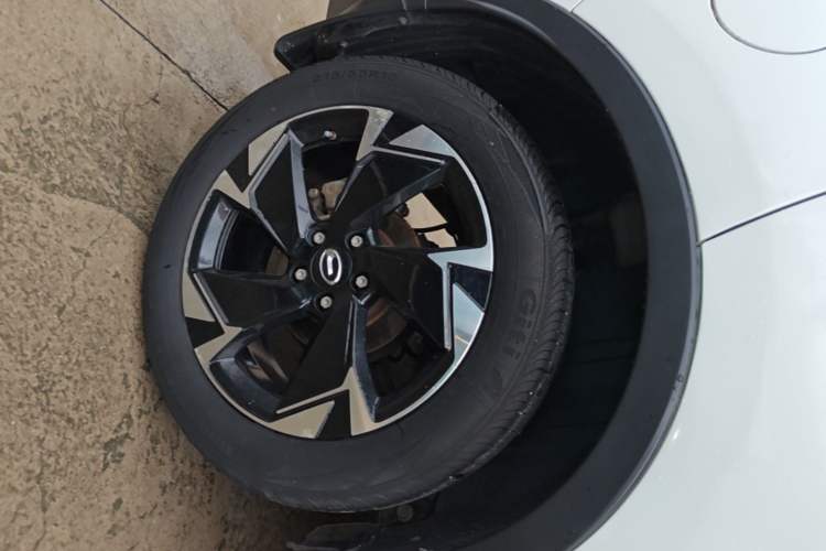 Used GAC Trumpchi GS3 2021 POWER 270T Automatic Luxury Edition Right Rear Wheel Hub