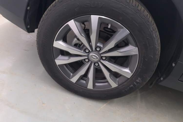 Used GAC Trumpchi GS3 2021 POWER 270T Automatic Sporty Edition Right Rear Wheel Hub