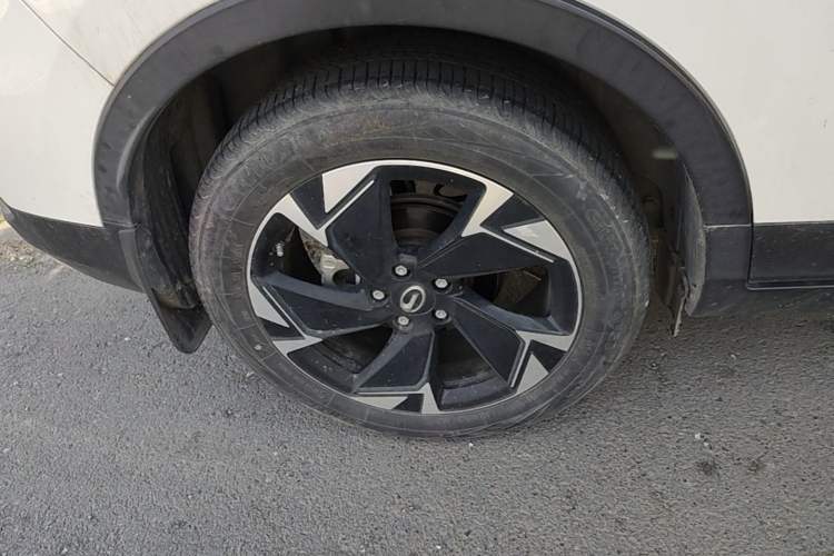 Used GAC Trumpchi GS3 2021 POWER 270T Automatic Luxury Edition Right Rear Wheel Hub