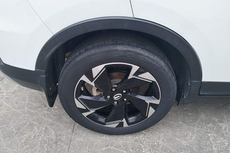 Used GAC Trumpchi GS3 2021 POWER 270T Automatic Dynamic Edition Right Rear Wheel Hub