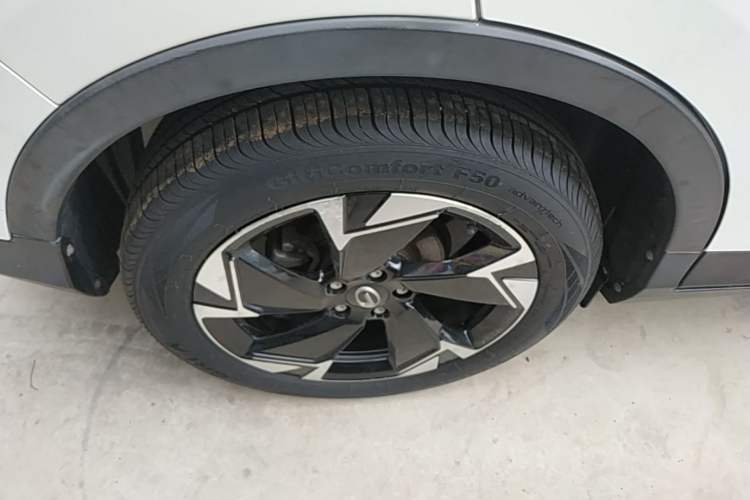 Used GAC Trumpchi GS3 2021 POWER 270T Automatic Luxury Edition Right Rear Wheel Hub