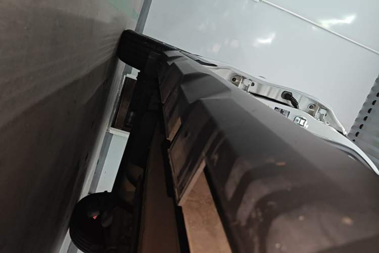 Used GAC Trumpchi GS3 2021 POWER 270T Automatic Prestige Edition Right Side Sill