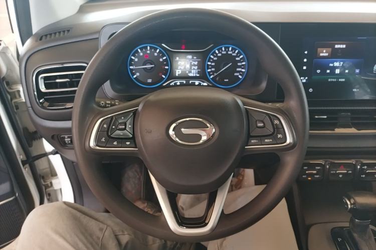 Used GAC Trumpchi GS3 2021 POWER 270T Automatic Red Edition Steering Wheel