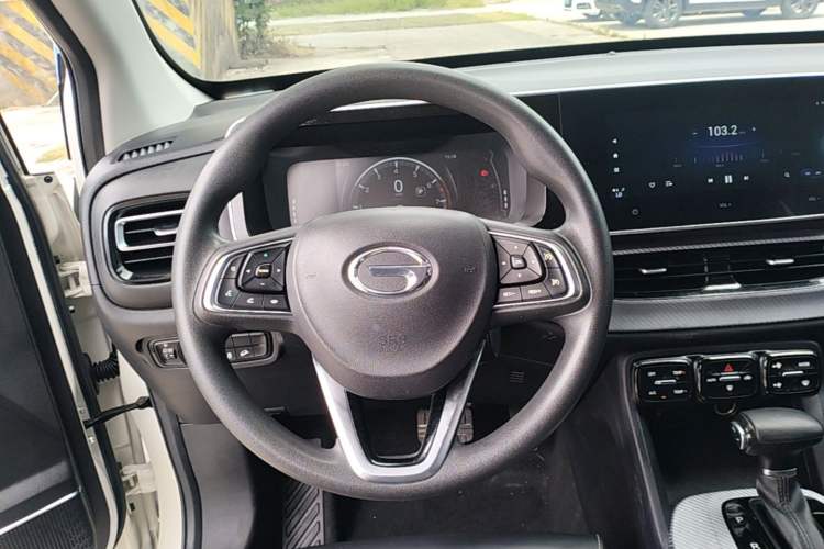 Used GAC Trumpchi GS3 2021 POWER 270T Automatic Dynamic Edition Steering Wheel