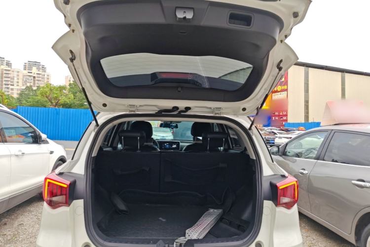 Used GAC Trumpchi GS3 2021 POWER 270T Automatic Prestige Edition Trunk