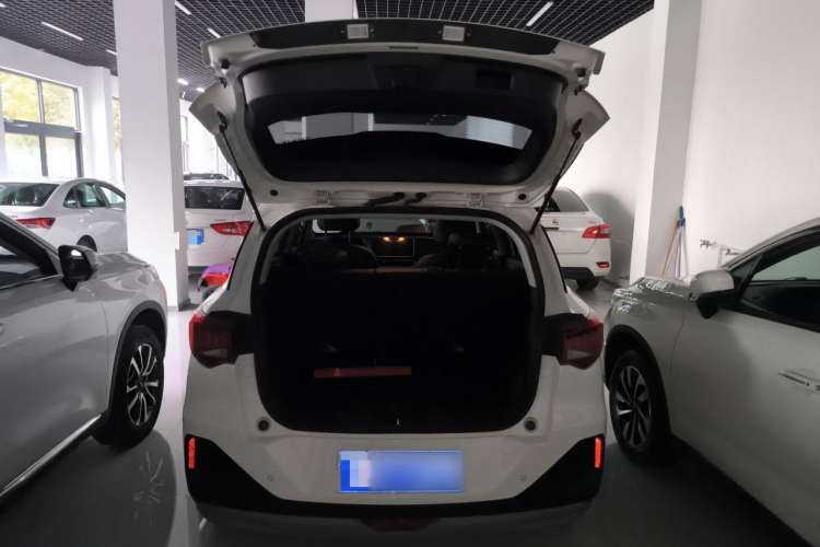 Used GAC Trumpchi GS3 2021 POWER 270T Automatic Dynamic Edition Trunk