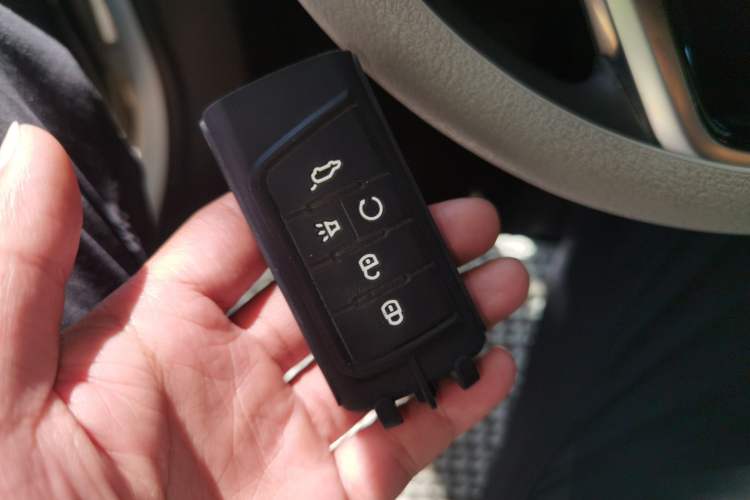 Used GAC Trumpchi GS3 2021 POWER 270T Automatic Luxury Edition Vehicle Key