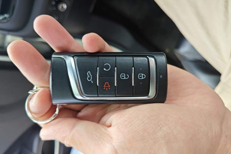 Used GAC Trumpchi GS3 2021 POWER 270T Automatic Luxury Edition Vehicle Key