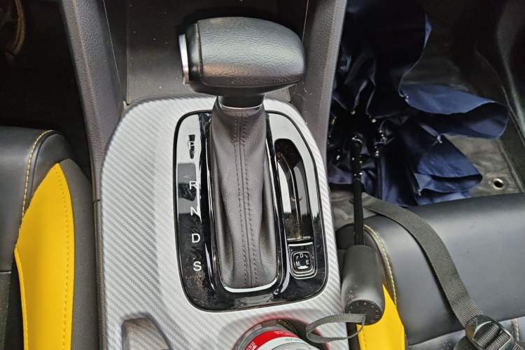 Used GAC Trumpchi GS3 2022 POWER 270T Automatic Luxury Edition Gear Lever