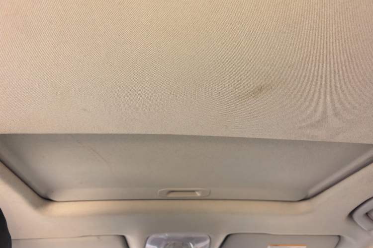 Used GAC Trumpchi GS3 2022 POWER 270T Automatic Luxury Edition Headliner