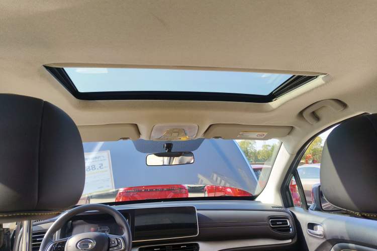 Used GAC Trumpchi GS3 2022 POWER 270T Automatic Luxury Edition Headliner