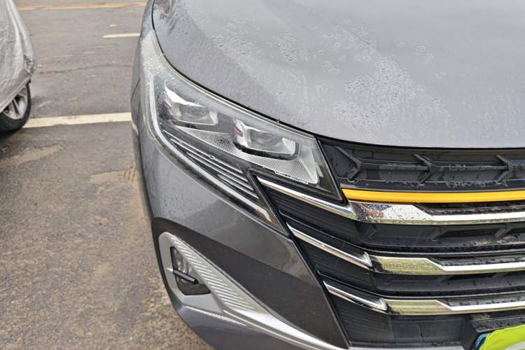 Used GAC Trumpchi GS3 2022 POWER 270T Automatic Luxury Edition Right Front Headlight