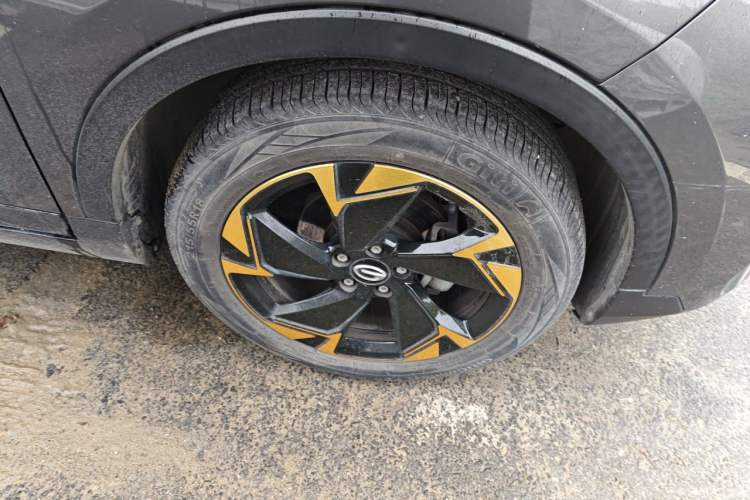 Used GAC Trumpchi GS3 2022 POWER 270T Automatic Luxury Edition Right Front Wheel Hub
