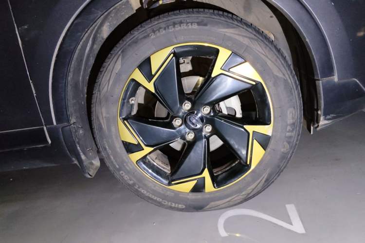 Used GAC Trumpchi GS3 2022 POWER 270T Automatic Luxury Edition Right Front Wheel Hub