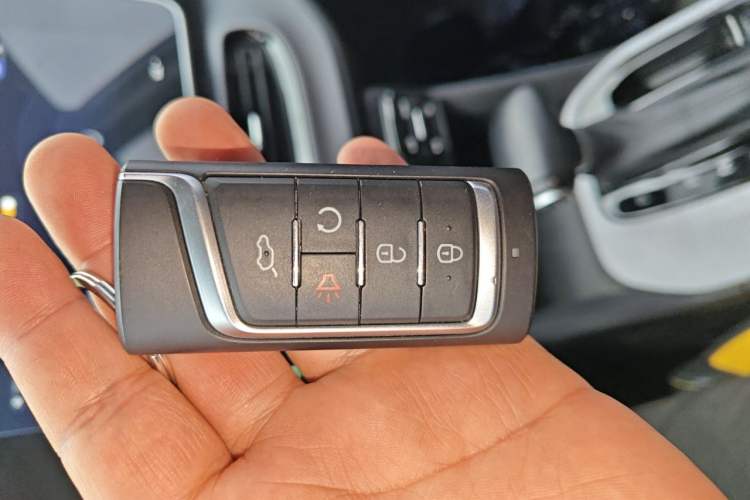 Used GAC Trumpchi GS3 2022 POWER 270T Automatic Luxury Edition Vehicle Key