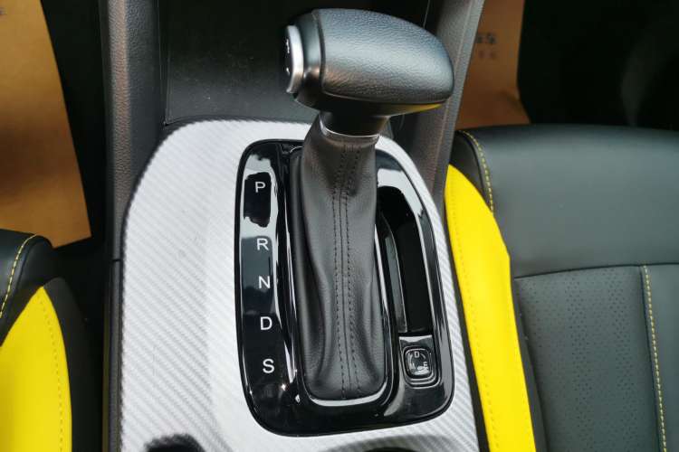 Used GAC Trumpchi GS3 2022 POWER 270T Automatic Luxury Edition Gear Lever