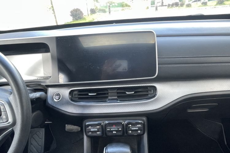Used GAC Trumpchi GS3 2022 POWER 270T Automatic Luxury Edition Audio And AC Panel