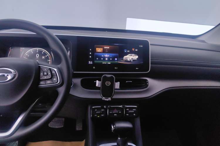 Used GAC Trumpchi GS3 2022 POWER 270T Automatic Luxury Edition Audio And AC Panel