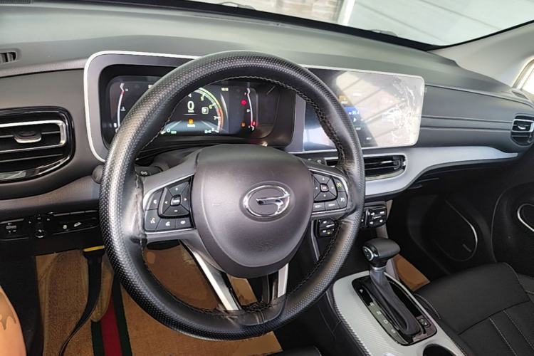 Used GAC Trumpchi GS3 2022 POWER 270T Automatic Luxury Edition Center Console