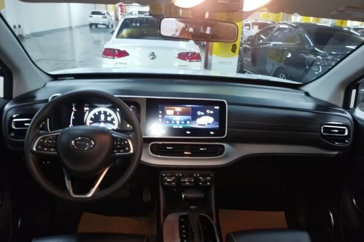 Used GAC Trumpchi GS3 2022 POWER 270T Automatic Luxury Edition Center Console