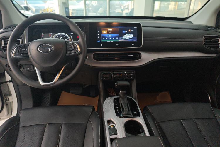 Used GAC Trumpchi GS3 2022 POWER 270T Automatic Luxury Edition Center Console