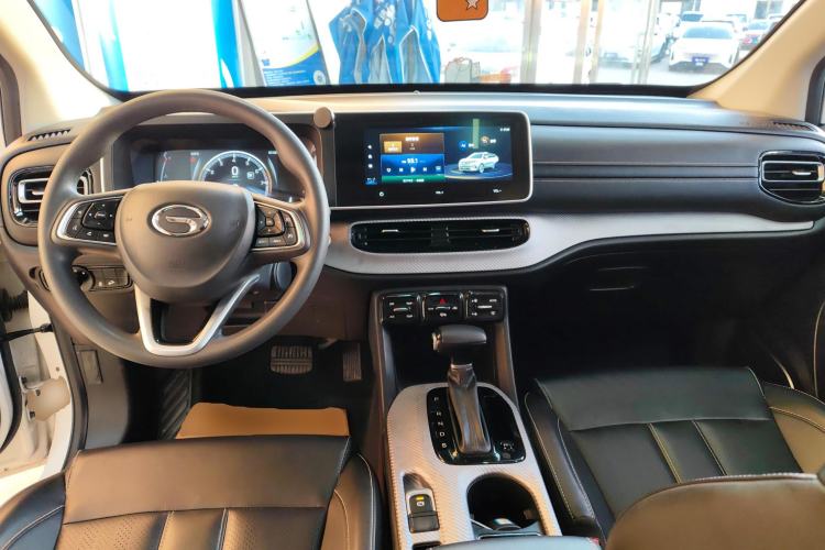 Used GAC Trumpchi GS3 2022 POWER 270T Automatic Luxury Edition Center Console