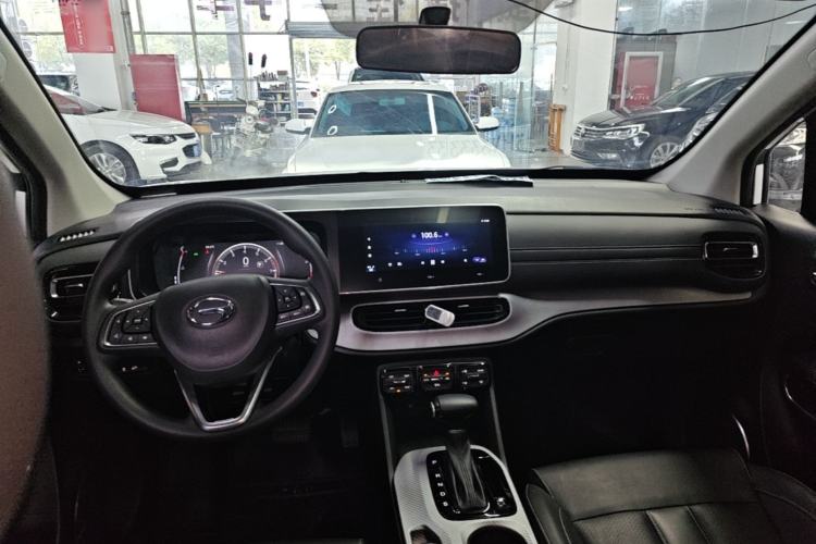 Used GAC Trumpchi GS3 2022 POWER 270T Automatic Luxury Edition Center Console