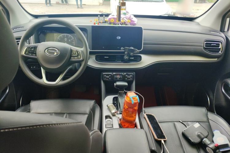 Used GAC Trumpchi GS3 2022 POWER 270T Automatic Luxury Edition Center Console