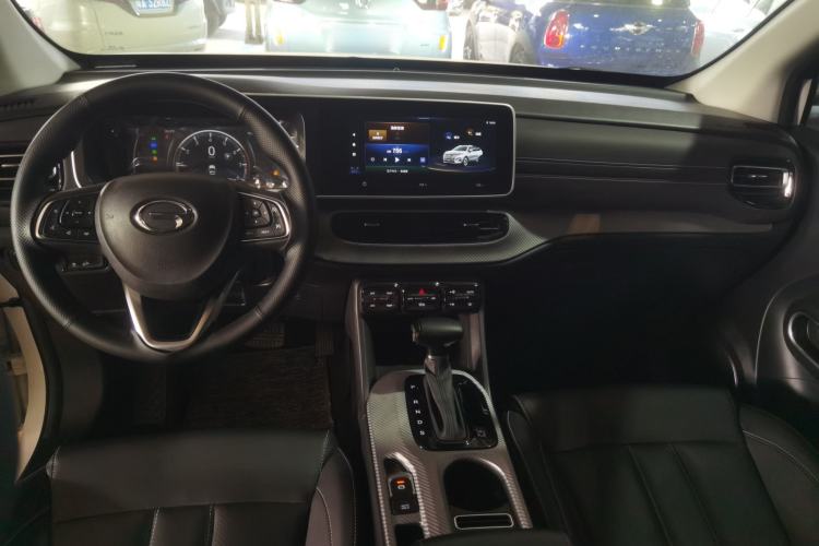 Used GAC Trumpchi GS3 2022 POWER 270T Automatic Luxury Edition Center Console