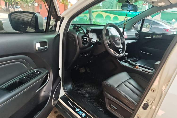 Used GAC Trumpchi GS3 2022 POWER 270T Automatic Luxury Edition Driver Seat