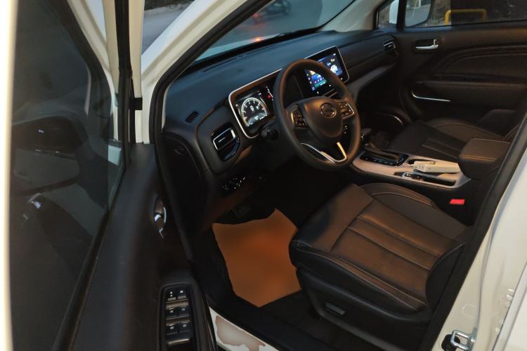 Used GAC Trumpchi GS3 2022 POWER 270T Automatic Luxury Edition Driver Seat