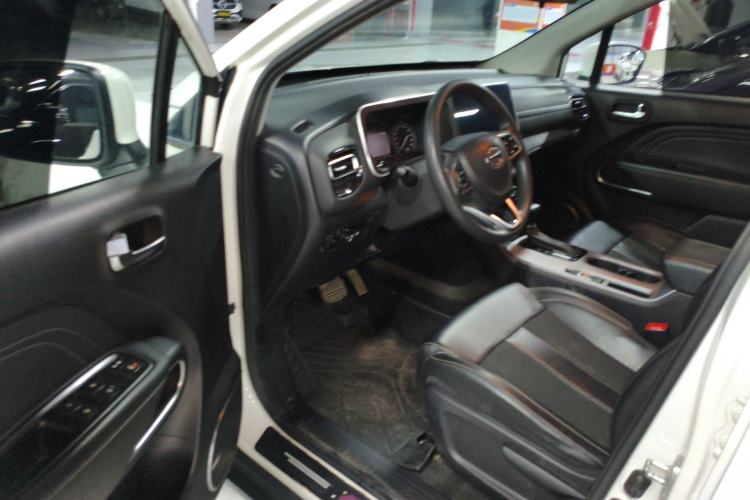 Used GAC Trumpchi GS3 2022 POWER 270T Automatic Sporty Edition Driver Seat