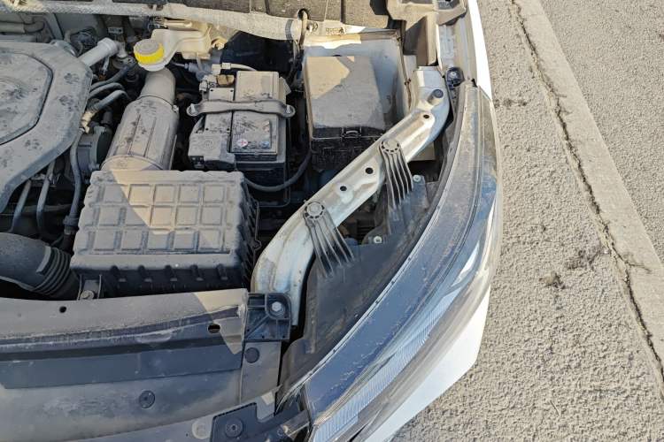 Used GAC Trumpchi GS3 2022 POWER 270T Automatic Luxury Edition Engine Bay Left