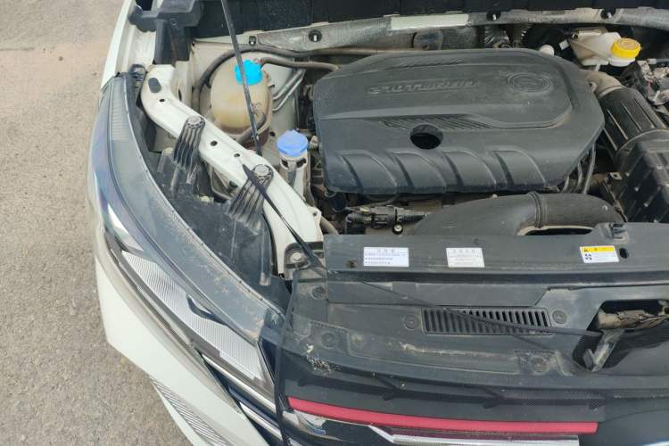 Used GAC Trumpchi GS3 2022 POWER 270T Automatic Luxury Edition Engine Bay Right