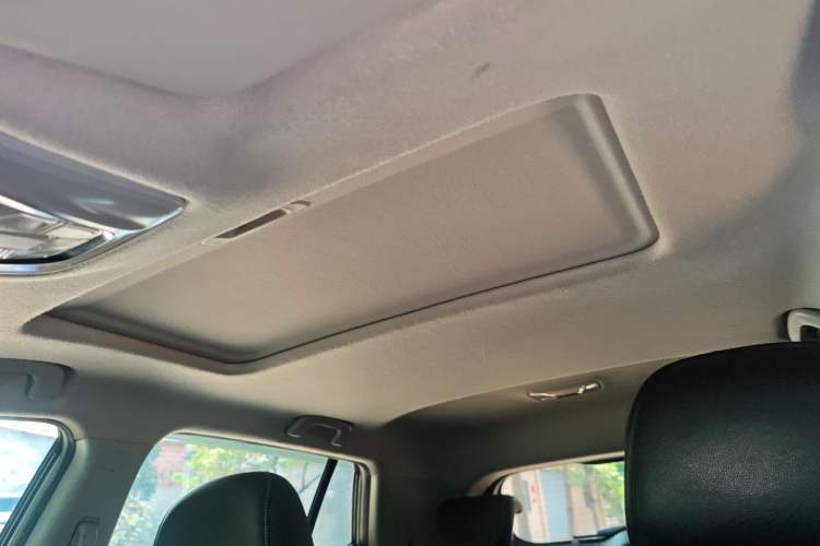 Used GAC Trumpchi GS3 2022 POWER 270T Automatic Luxury Edition Headliner