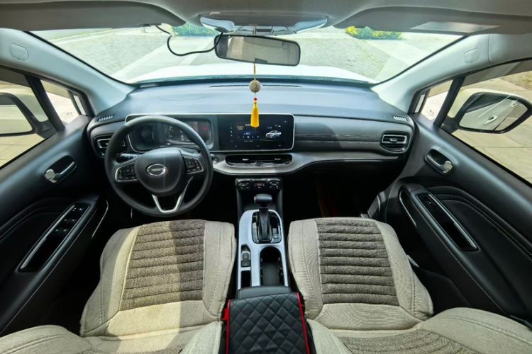 Used GAC Trumpchi GS3 2022 POWER 270T Automatic Luxury Edition Interior 1