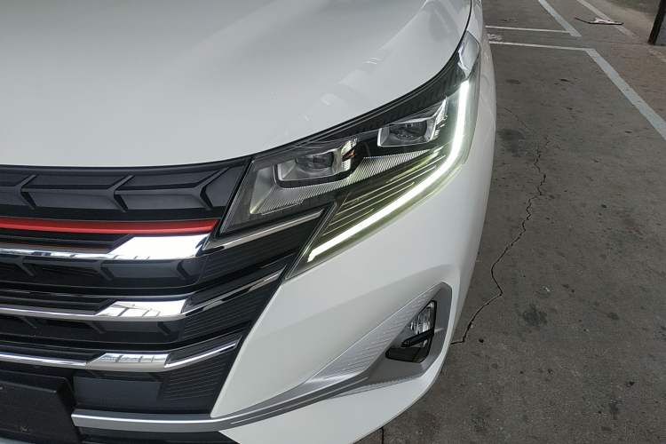 Used GAC Trumpchi GS3 2022 POWER 270T Automatic Luxury Edition Left Front Headlight
