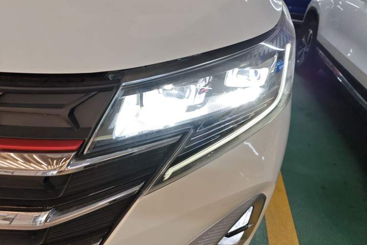 Used GAC Trumpchi GS3 2022 POWER 270T Automatic Luxury Edition Left Front Headlight
