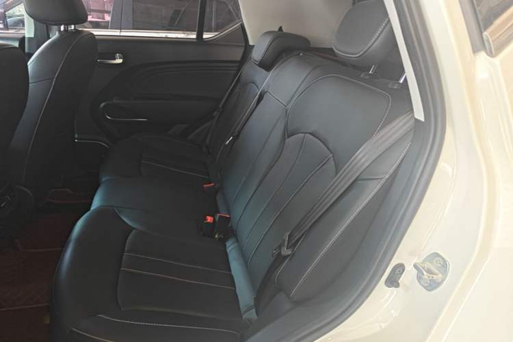 Used GAC Trumpchi GS3 2022 POWER 270T Automatic Luxury Edition Left Rear Seat
