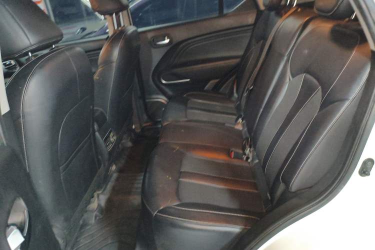 Used GAC Trumpchi GS3 2022 POWER 270T Automatic Sporty Edition Left Rear Seat