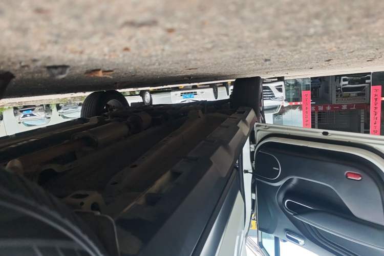Used GAC Trumpchi GS3 2022 POWER 270T Automatic Luxury Edition Left Side Sill